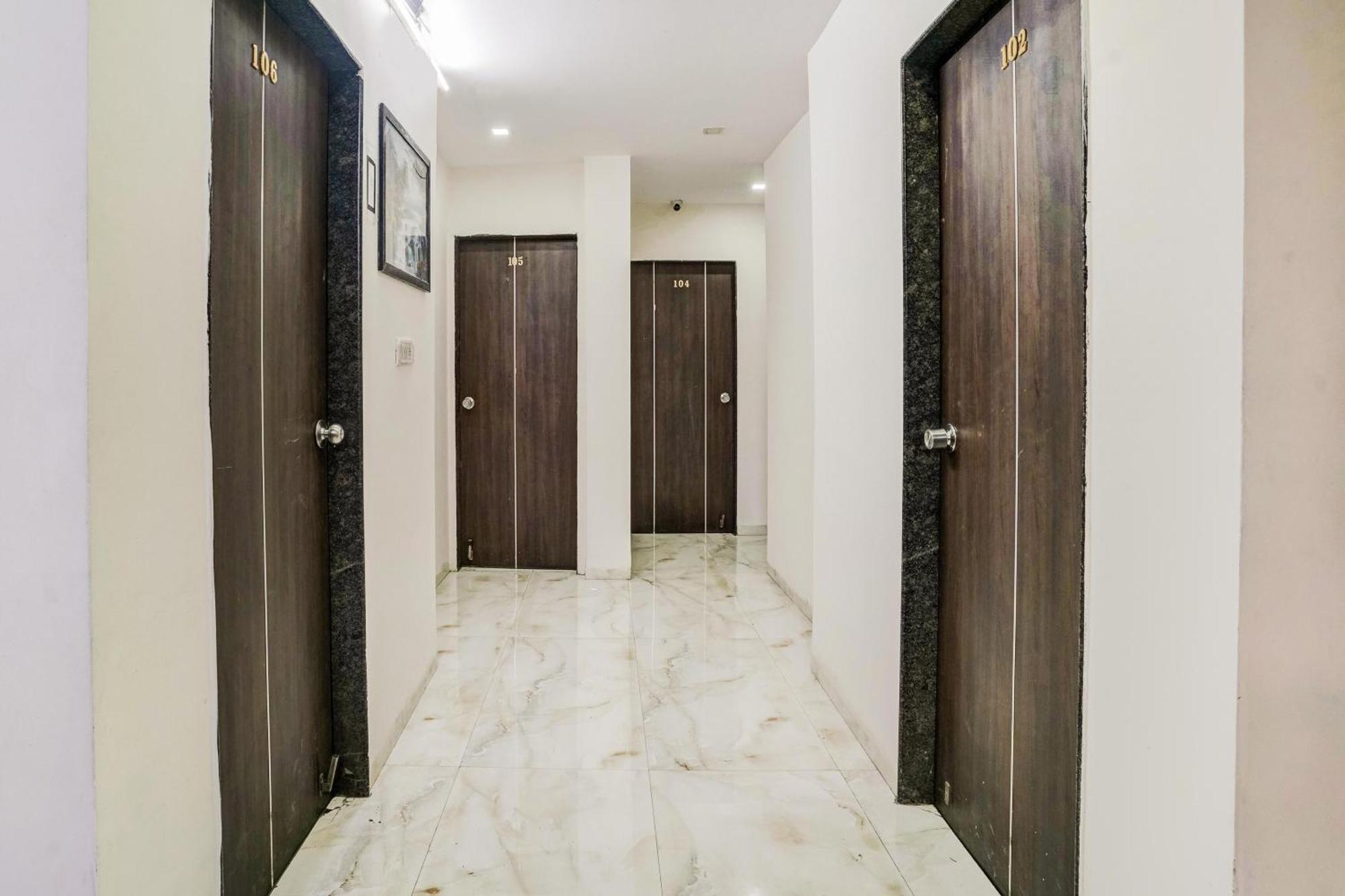 Super Hotel O Nashik Near Vijay Mamta Theatre Formerly Sahara Inn Exterior photo