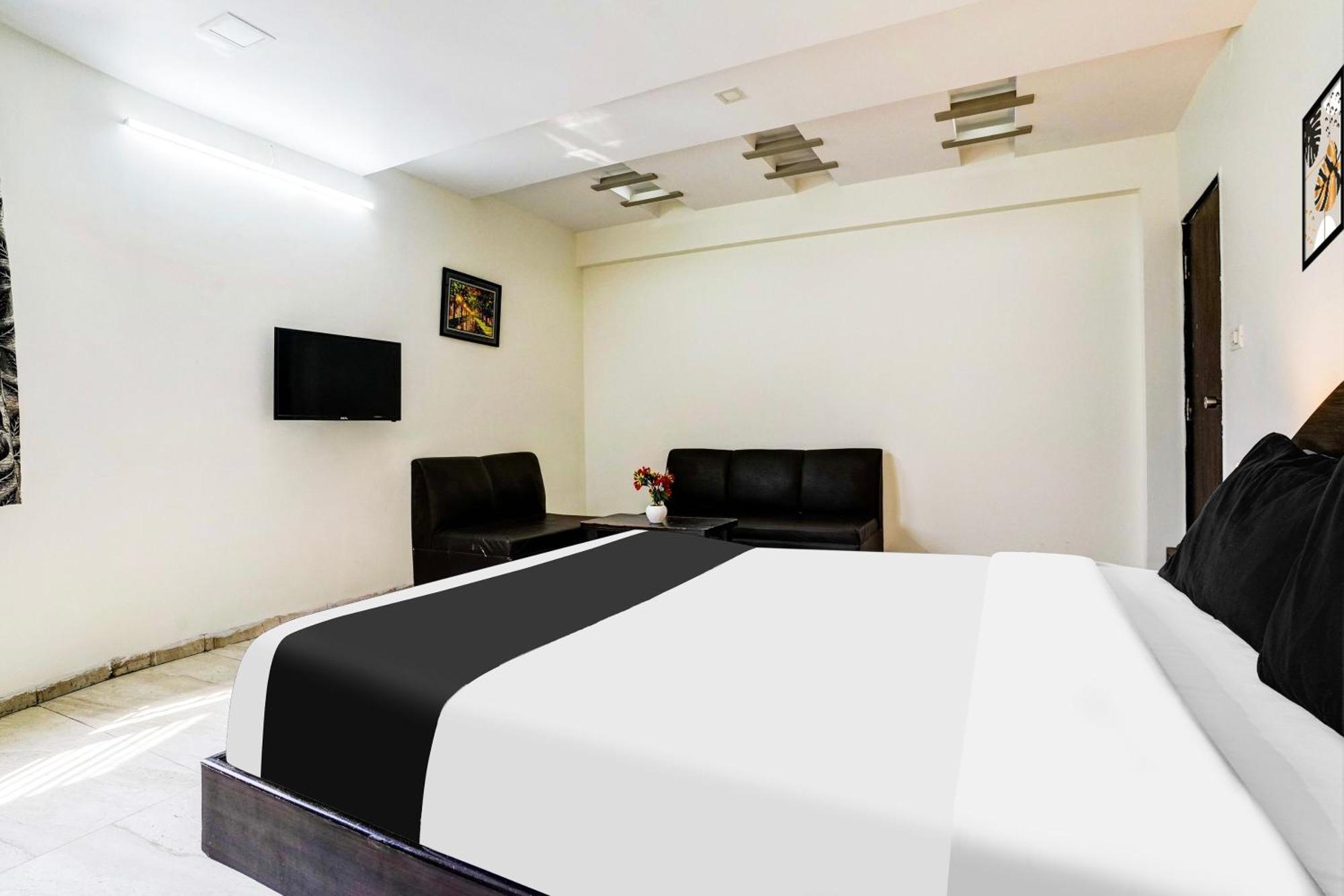 Super Hotel O Nashik Near Vijay Mamta Theatre Formerly Sahara Inn Exterior photo