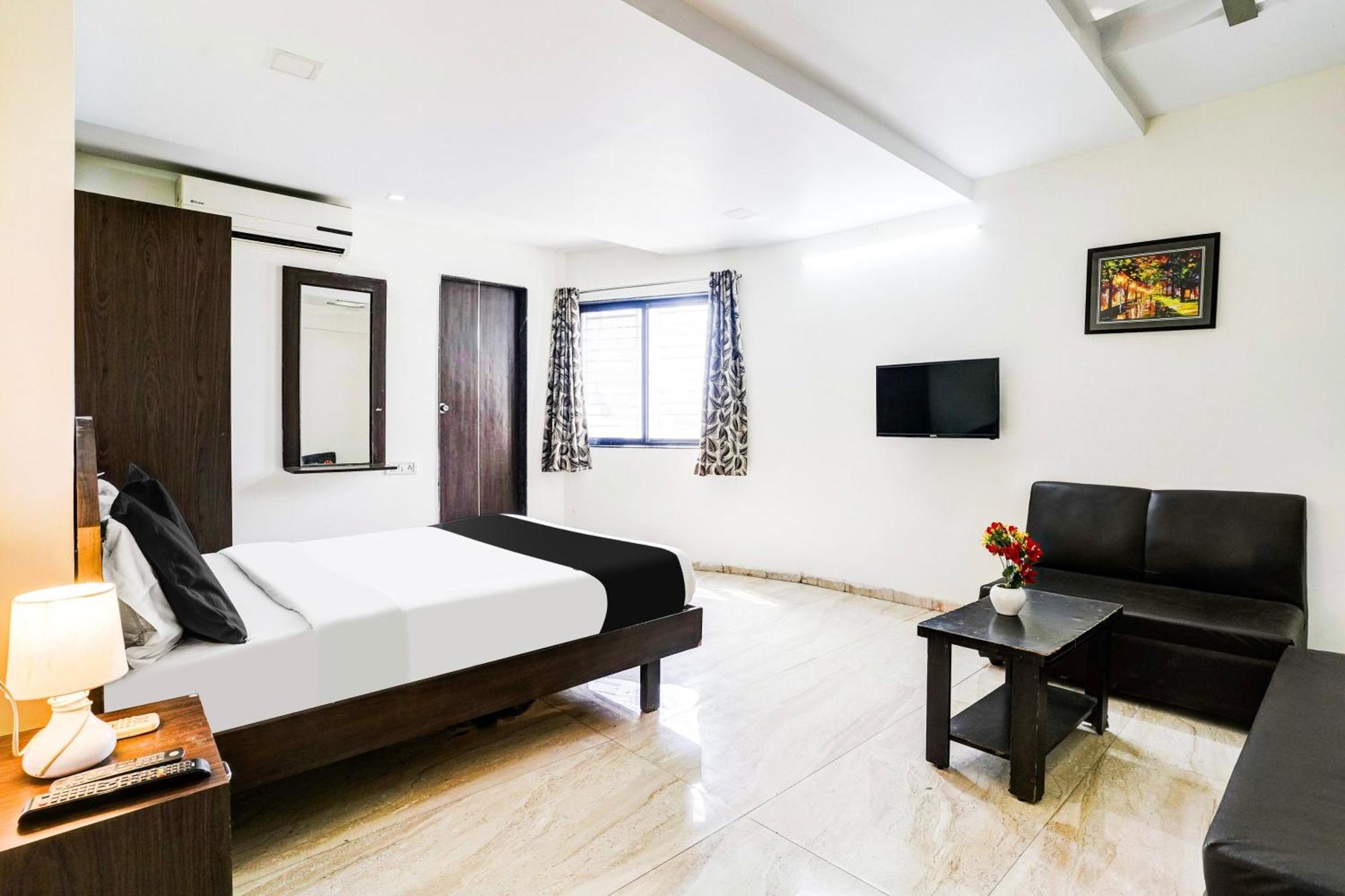 Super Hotel O Nashik Near Vijay Mamta Theatre Formerly Sahara Inn Exterior photo