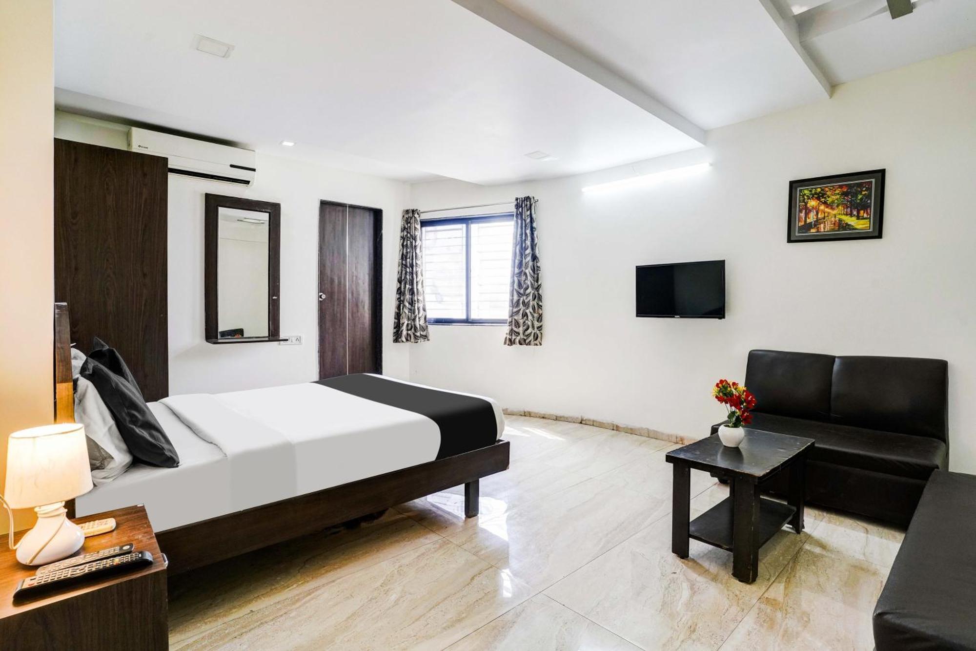 Super Hotel O Nashik Near Vijay Mamta Theatre Formerly Sahara Inn Exterior photo
